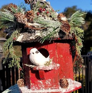Christmas Winter Birdhouse Arrangement Bird Table Decor Farmhouse Rustic Cabin